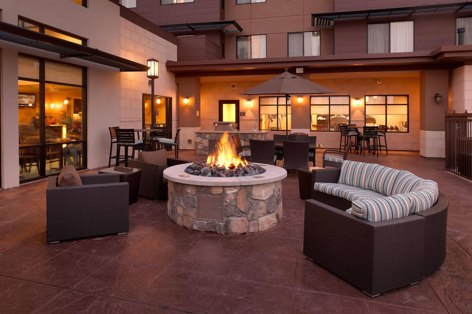 Residence Inn By Marriott Phoenix Gilbert Exterior photo